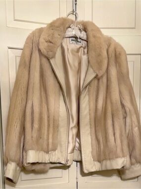 Anastasia Beige Cream Mink Fur Jacket - Plush Collar Zip Front